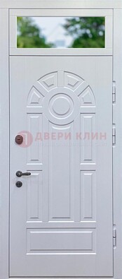 Белая входная дверь со стеклом и верхней фрамугой ДФГ-3 в Дзержинском