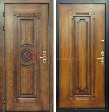 Коричневая металлическая дверь с массивом дуба с рисунком ДМД-10 в Дзержинском