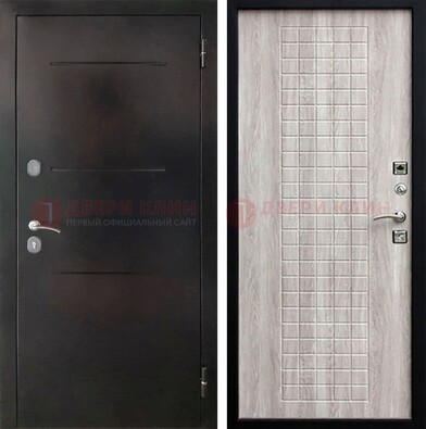 Черная железная дверь с порошковым покрытием и филенчатой МДФ ДП-221 в Дзержинском
