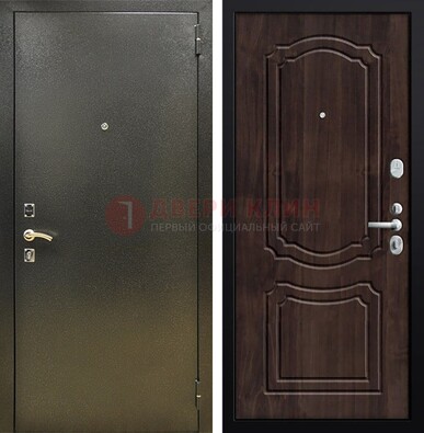 Темно-серая железная дверь с порошковым покрытием и коричневой МДФ ДП-288 в Дзержинском