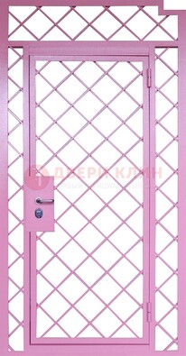 Розовая металлическая решетчатая дверь ДР-15 в Дзержинском