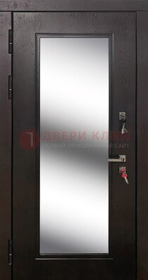 Коричневая железная дверь со стеклом для дома ДС-23 в Дзержинском