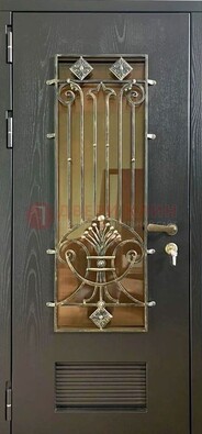 Одностворчатая железная дверь со стеклом и ковкой для дома ДСК-101 в Дзержинском