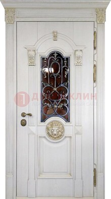 Белая железная дверь со стеклом и ковкой для кирпичного дома ДСК-155 в Дзержинском