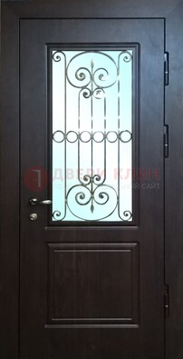 Железная дверь со стеклом и ковкой ДСК-65 для общественных зданий в Дзержинском